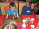 090208_tbday11.cake_125.jpg